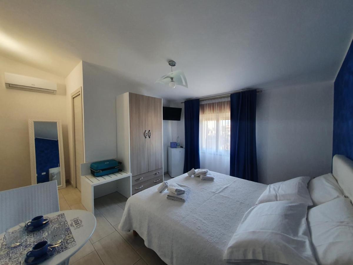 Blue Velvet Rooms Tortolì Eksteriør billede